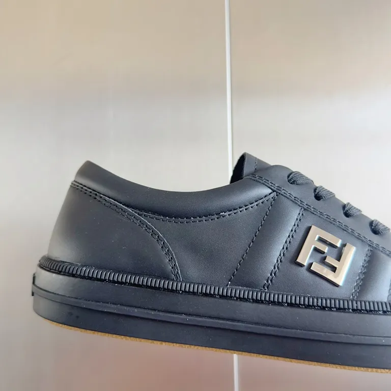 Fendi Shoe 